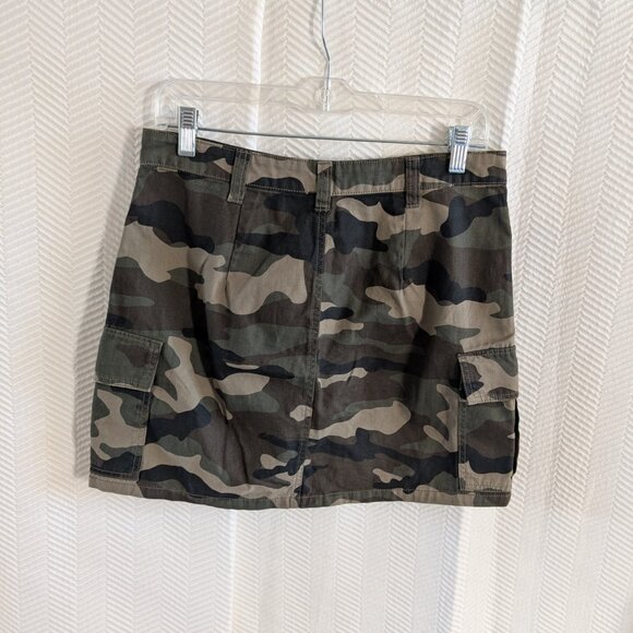 H&M Camo print Army Cargo Mini Skirt Size 8 Cotton - Picture 10 of 11